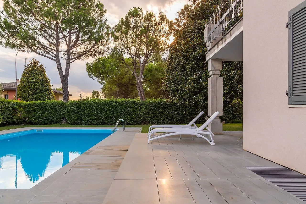 Baseventuno 3 Bilocale Piano Terra Apartment Sirmione 0*,